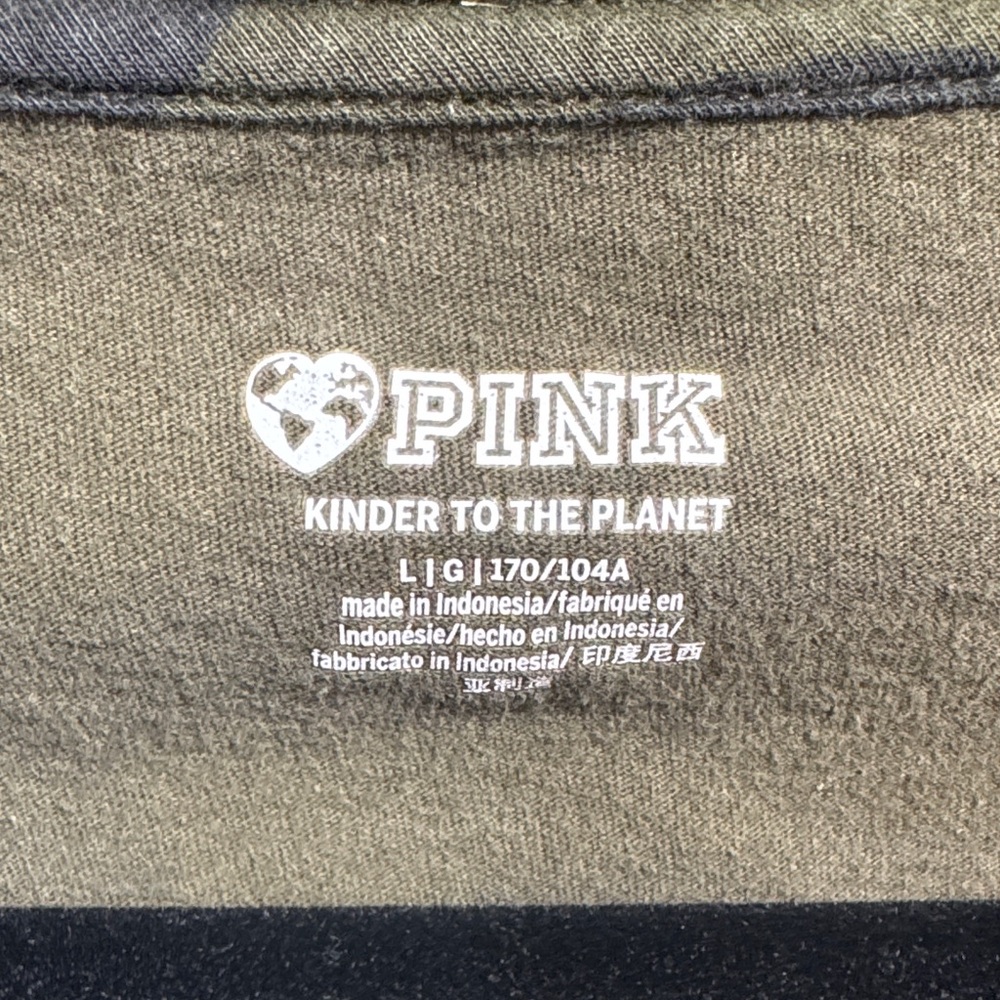 Great Condition PINK Victoria's Secret Green Camouflage Tee w/PINK Graphics - Picture 4 of 6
